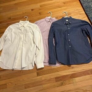 Three button down long sleeve shirts Men’s M